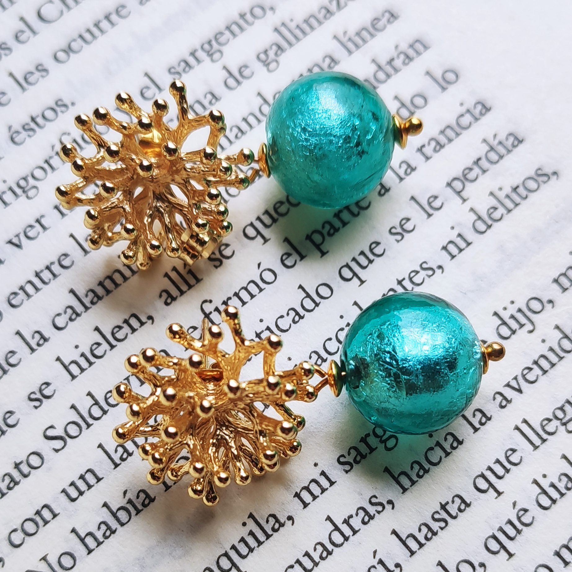 1624646816913 Pendientes Murano - detalle 3 - bisutería artesanal Katarsis