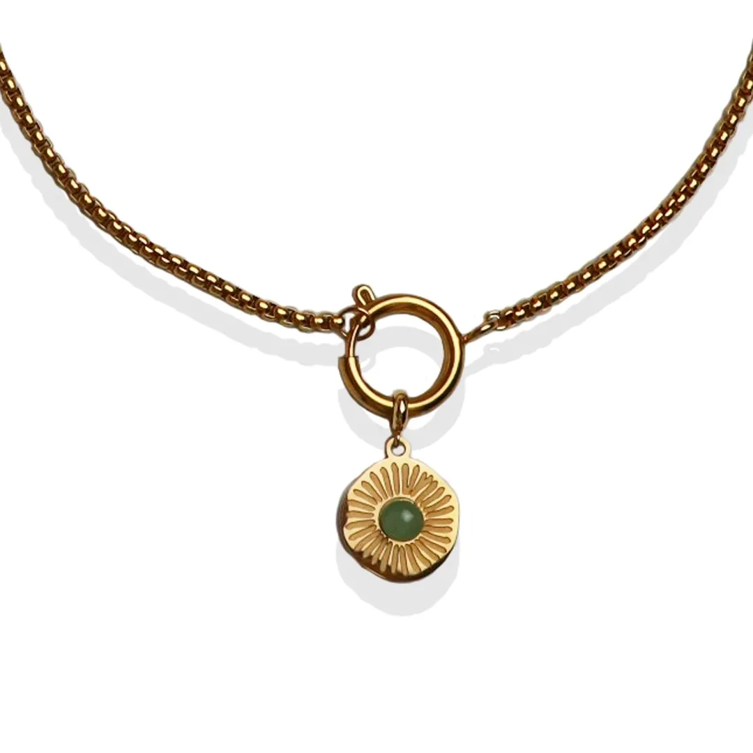1648503336565 Collar
