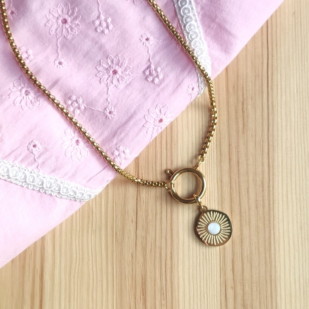 Collar Piedra Blanca - bisutería artesanal de Katarsis