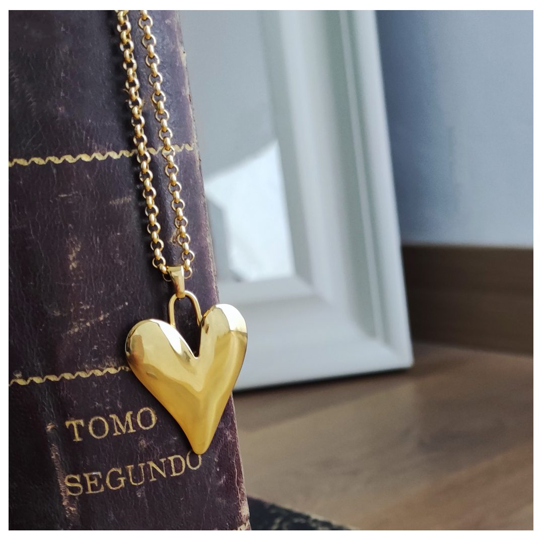 Foto-corazon2 Collar Cuore - detalle 4 - bisutería artesanal Katarsis